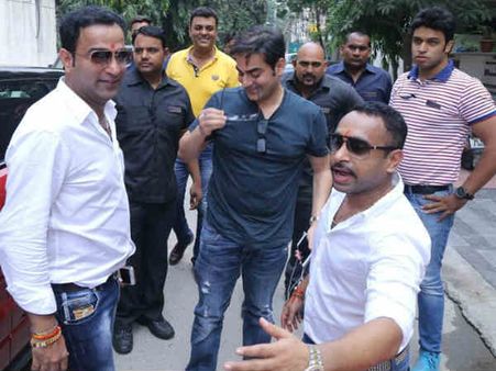 IPL सट्टेबाजी: सलमान खान के भाई पर मुसीबत, जानें IPL से जुड़ी 10 बड़ी कॉन्ट्रोवर्सी, Shock