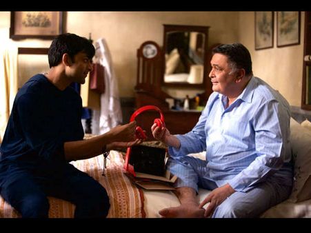 First LOOK: 2018 में तीसरी फिल्म के लिए तैयार- जबरदस्त क्लैश करेंगे सुपरस्टार!