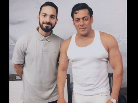 'भारत' के सेट पर सलमान खान- फिल्म में ऐसा होगा सुपरस्टार का LOOK- देंखे तस्वीर