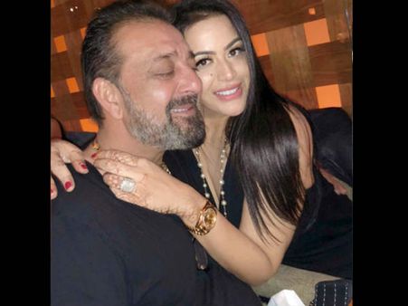 Sanju से नाराज है संजय दत्त की बड़ी बेटी, वजह जानकर चौंक जाएंगे आप!