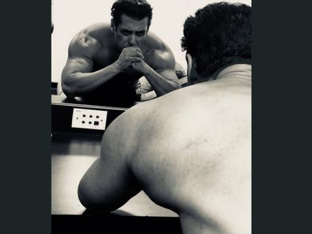 90s के शर्टलेस सलमान.. इनके आगे सुलतान- दबंग और टाइगर सलमान भी फेल