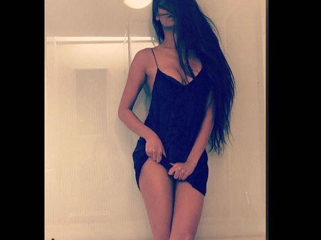 पूनम पांडे का नया कारनामा, फैंस को भेज रहीं हैं Hot गिफ्ट, चौंक जाएंगे आप