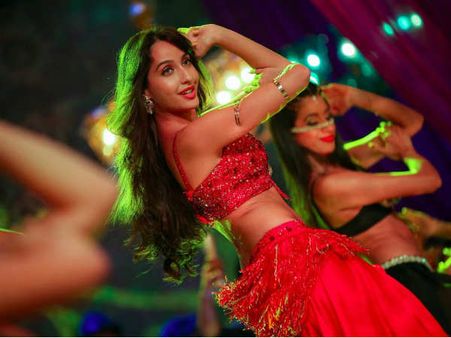 सलमान खान की फिल्म में फाइनल ये हॉट एक्ट्रेस- धमाकेदार गाने की तैयारी