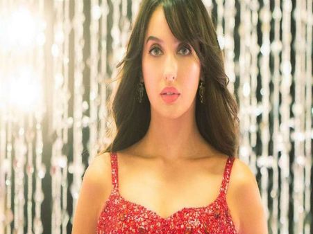 पहली बार सुपरस्टार का इतना सेक्सी डांस,आपने कभी नहीं देखा होगा,बेहद HOT Video