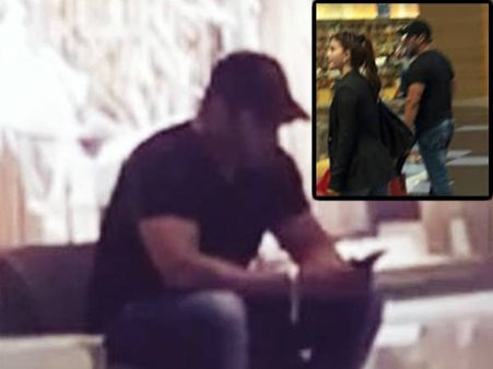 Viral Video: खुलेआम टहलते रहे सलमान, फैन्स ने किया इगनोर, जमकर उड़ा मज़ाक