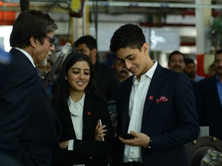 अमिताभ बच्चन के नाती जल्द करेंगे बॉलीवुड में एंट्री, जानकर चौंक जाएंगे आप, देखें 10 तस्वीरें