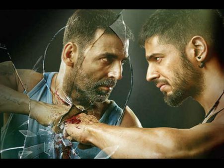 3Years: ये काम सिर्फ अक्षय कुमार की कर सकते हैं, एकदम ब्लॉकबस्टर अंदाज