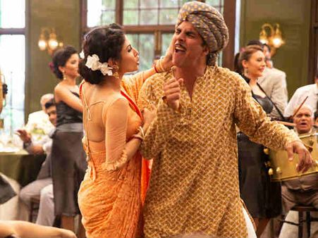 आते ही 100 करोड़ी Dhamaka, अक्षय कुमार के साथ ब्लॉकबस्ट शुरुआत, हिट हैं ये एक्ट्रेस