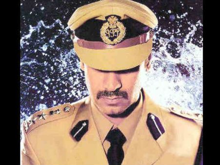 अजय देवगन का ब्लॉकबस्टर अंदाज, ताबड़तोड़ एक्शन, अक्षय कुमार ने की Reject