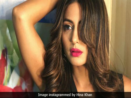 पहली बार,हिना खान ने की सारी हदें पार,रातों रात मची सनसनी,बेहद सेक्सी तस्वीरें