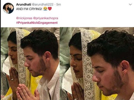 REACTIONS: प्रियंका चोपड़ा निक जोनस की सगाई की ये तस्वीर देख रो पड़े फैन्स
