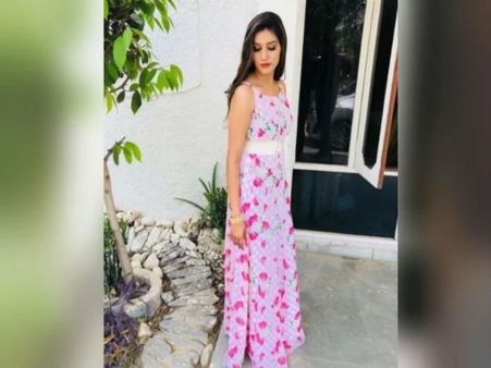 पहली बार,सपना चौधरी का ये सेक्सी लुक आपको घायल कर देगा,लाखों लोग देख रहे हैं