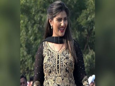 सपना चौधरी ने किया ऐसा डांस,सबने कहा मिलेगी...मिलेगी,तेजी से वायरल VIDEO