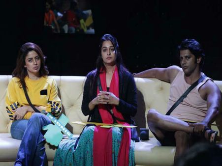 BIGG BOSS 12 LIVE करणवीर बोहरा ,2 स्टार घर से OUT, फैंस के लिए चौंकाने वाली खबर !
