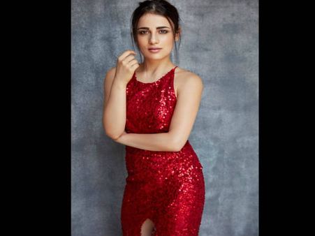 बॉलीवुड में एक्ट्रेस की धमाकेदार एंट्री, राधिका मदान हैं इंडस्ट्री की अगली सुपरस्टार !