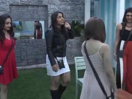 BIGG BOSS 12 में आएगा भूचाल, खतरनाक स्टार की वाइल्ड कार्ड एंट्री Video