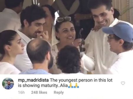 रणबीर की दादी कृष्णा राज कपूर के अंतिम संस्कार से रानी - आमिर की हंसती तस्वीरें वायरल