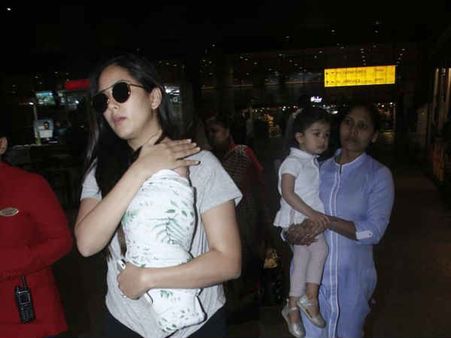 SPOTTED: पहली बार ज़ैन और मीशा, दोनों बच्चों के साथ नज़र आईं शाहिद कपूर की पत्नी मीरा