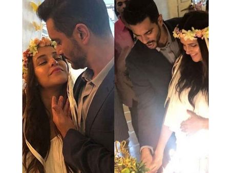 PICS: नेहा धूपिया की गोदभराई पार्टी- करण जौहर, सोनाक्षी से लेकर तमाम बॉलीवुड सितारे