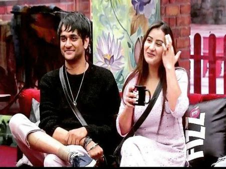 Bigg Boss 12 में विकास गुप्ता और शिल्पा शिंदे की वाइल्ड कार्ड एंट्री, सबसे बड़ा महा ट्विस्ट !