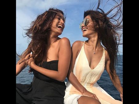 उतरन की इस एक्ट्रेस ने बिकिनी में कर दी सारी हदें पार, तस्वीरें देखते रह जायेंगे