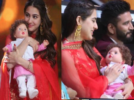 Wow: केदारनाथ के प्रमोशन के दौरान तैमूर Doll को गोद में लिए नजर आईं सारा अली खान