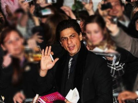 Happy Birthday Shahrukh: इतने सिंपल हैं बॉलिवुड के किंग, 7 बातों ने बनाया सबसे बड़ा सुपरस्टार