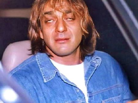 Video: नशे में संजय दत्त को आया गुस्सा, फोटोग्राफर्स को देने लगे गालियां, 10 स्टार्स भी कम नहीं