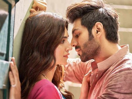 ALERT: 2019 का पहला क्लैश: लुका छुपी Vs संदीप और पिंकी फरार