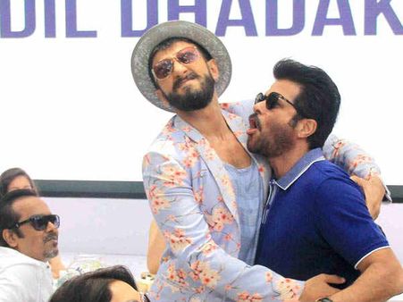तगड़ा Rumor: रणवीर सिंह से नाराज़ हुए फूफाजी अनिल कपूर, शादी की किसी रस्म का नहीं मिला न्योता