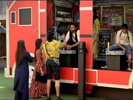18 December Bigg Boss 12 Written:फिनाले के लिए फाइट, दीपिका का रोकर हुआ बुरा हाल