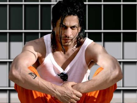 खुशखबरी: 2019 में Dhamaka करेगी DON 3, एक्ट्रेस को लेकर फंसा पेंच, चौंक जाएंगे आप!