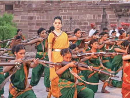 ठाकरे Vs मणिकर्णका : कंगना रनौत ने क्लैश पर की साफ बात - मुझसे किसी ने कहा ही नहीं अपनी फिल्म हटाओ
