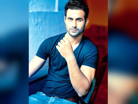 रेस 3 में धमाल मचाने वाले फ्रेडी दारूवाला बने पिता- पत्नी ने दिया बेटे को जन्म