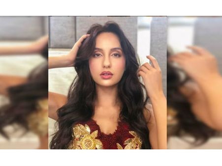Video नोरा फतेही के सेक्सी डांस ने लगा दी आग, फैंस ने कहा अकेले में देखिए