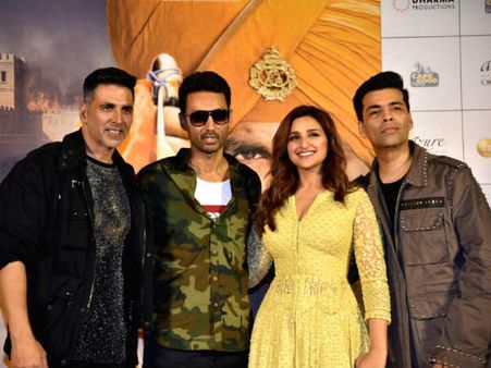 अक्षय कुमार जैसे सुपरस्टार हो तो जिम्मेदारी और बढ़ जाती है- 'केसरी' निर्देशक अनुराग सिंह