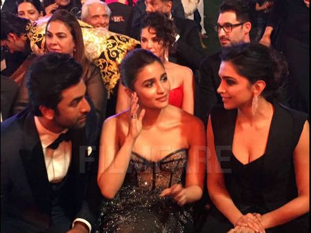 Filmfare Awards 2019 PICS: रणबीर- आलिया के रोमांस से लेकर शाहरुख- करण जौहर का साथ