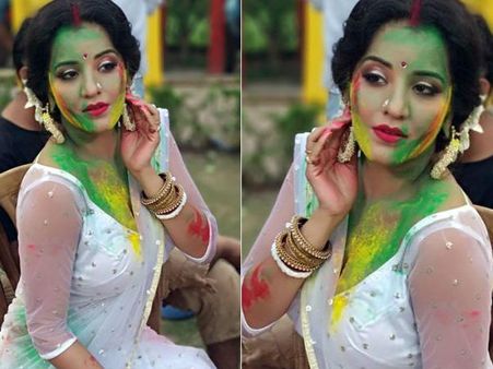 होली के बाद मोनालिसा का ये सेक्सी Video हुआ वायरल, लाखों लोग देख रहे हैं