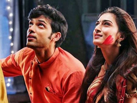 कसौटी जिंदगी की के सेट पर अनुराग-प्रेरणा ने खेली ऐसी होली, देखते रह गए लोग Video