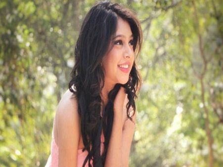 इश्कबाज फेम नीति टेलर के फैंस के लिए बुरी खबर, फांसी लगाकर सुसाइड, चौंक जायेंगे !