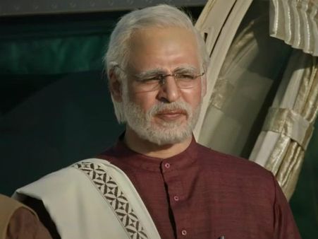 ''सलमान, शाहरुख सालों पहले रिलीज डेट की घोषणा कर देते हैं, उन्हें कोई कुछ नहीं कहता''