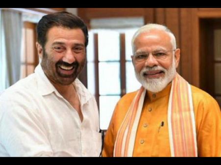सनी देओल के साथ प्रधानमंत्री नरेन्द्र मोदी- कहा, हिंदुस्तान जिंदाबाद था, है और रहेगा- PIC