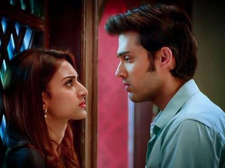 कसौटी जिंदगी की Video:दुश्मन के साथ मिलकर अनुराग को तबाह करेगी प्रेरणा, कहानी में ट्वि्स्ट !