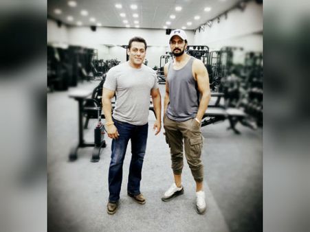 Dabangg 3- सलमान खान के साथ सुदीप ने शेयर की तस्वीर- हो रही है दमदार एक्शन की तैयारी