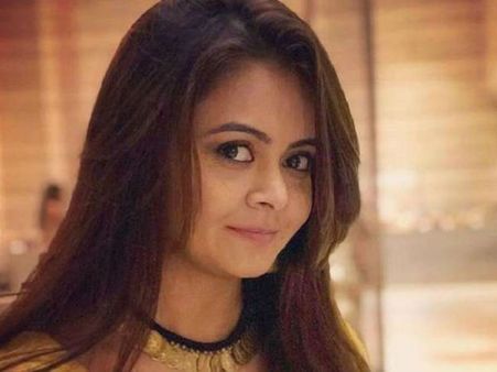 पहली बार गोपी बहू ने इस सेक्सी तस्वीरों से मचा दिया बवाल, अकेले में देखिए नहीं तो