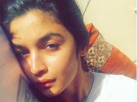 सड़क 2 के लिए आलिया भट्ट का लुक FINAL, वायरल होने से पहले आप भी देख लीजिए