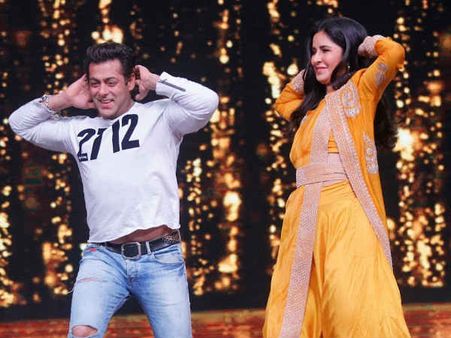 मुन्ना बदनाम हुआ: कैटरीना कैफ ने रिजेक्ट किया सलमान खान के साथ दबंग 3 का आईटम!!