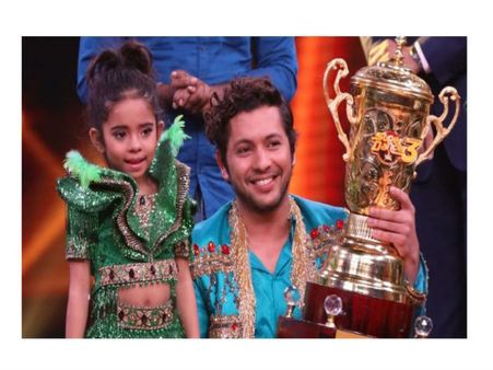 सुपर डांसर 3 की विनर बनीं 6 साल की रूपसा, लोगों ने कहा अगर ऐसा नहीं होता तो शो fake होता