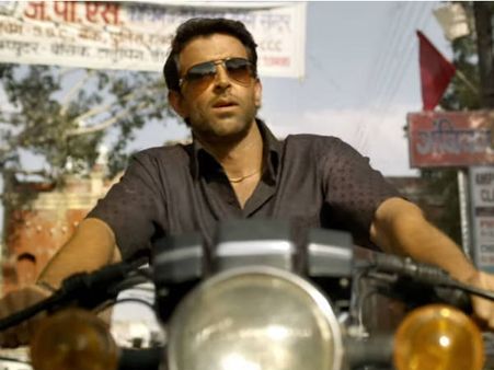 BOX OFFICE: तीसरे वीकेंड तक दौड़ रही है ऋतिक रोशन की 'सुपर 30' - टॉप 3 में शामिल