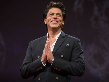 लैंड ऑफ लुंगी में शाहरुख खान की धमाकेदार एंट्री? बाहर हो गए खिलाड़ी कुमार!